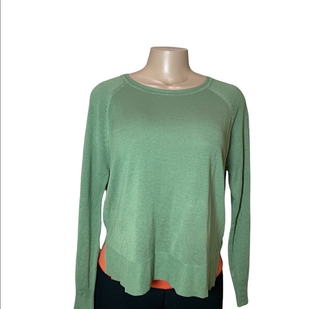 NEW Zara green Top.